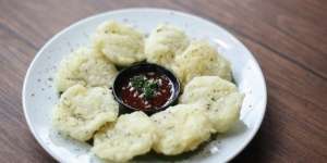 Cara Membuat Cireng Crispy dan Salju Khas Bandung