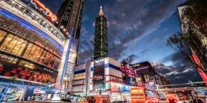 8 Rekomendasi Spot Belanja Favorit Saat Halal Trip di Taiwan