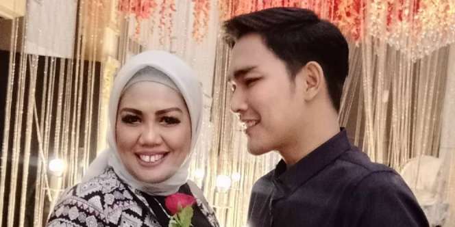 Elly Sugigi Usai Potong Gigi: Sekarang Bisa Mingkem, Para Mantan Menyesal