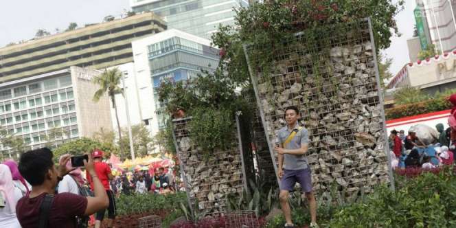 Instalasi Batu Gabion Senilai Rp150 Juta di Bundaran HI Dibongkar