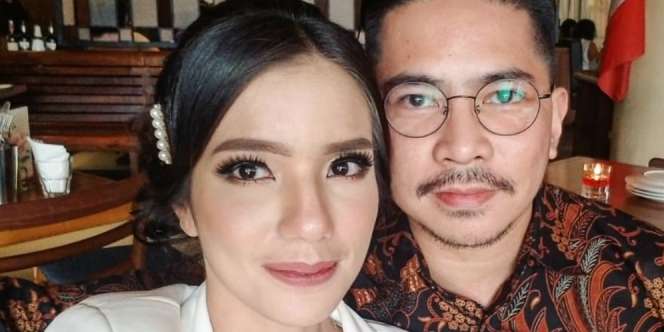 Romantis! Sheila Marcia Dilamar Kekasih 