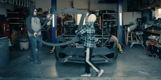Rakit 'Lamborghini' Sendiri, Ayah Dapat Hadiah Mengejutkan