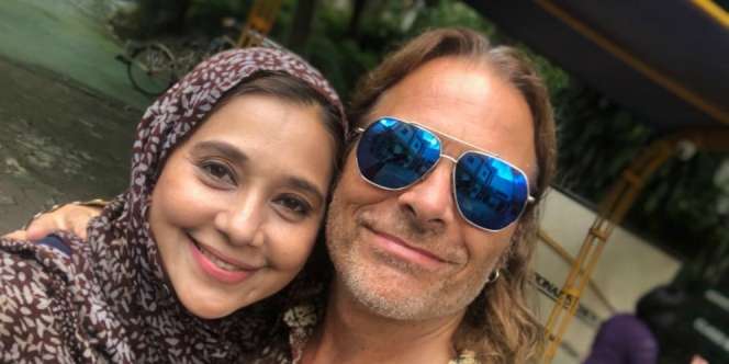 Unggah Foto Masa Kecil Ibra Azhari, Pesan Ayu Azhari Bikin Merinding