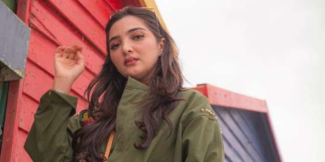 Gaya Modis Ashanty Momong Anak di Tokyo, Serba Denim!