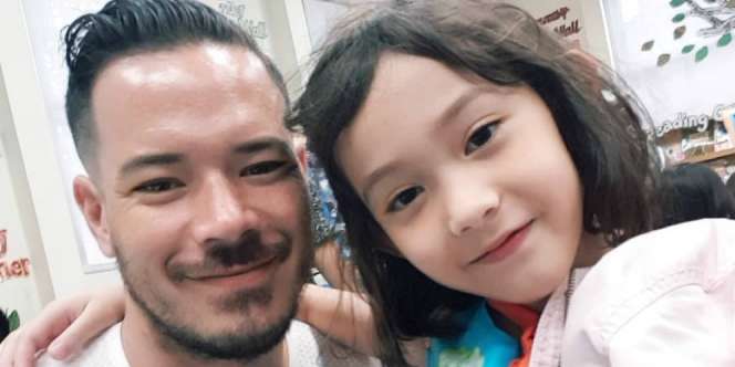 Zack Lee Diminta Maaf Setiap Makan Daging Ayam, Alasannya Mengharukan