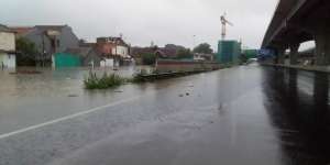 Tol Jakarta-Cikampek Banjir, Sebagian Lajur Tak Bisa Dilewati