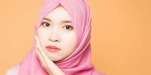 5 Cara Mengatasi Jerawat di Bokong dengan Bahan Alami