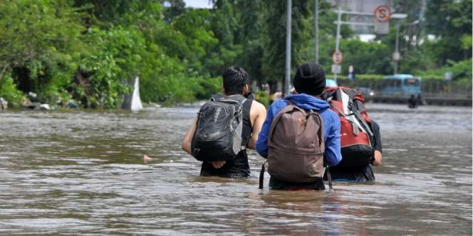 Gratis Biaya Urus Dokumen Kependudukan yang Hilang Akibat Banjir