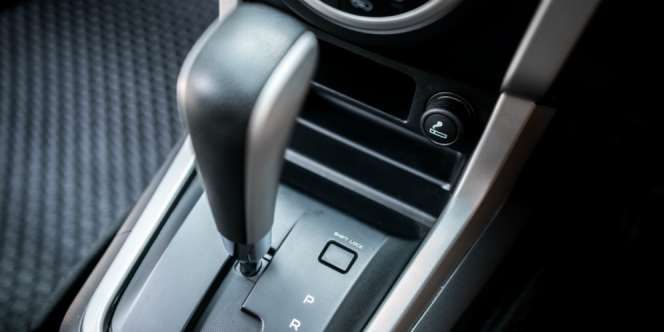 Trik Gunakan Engine Brake Pada Mobil Matik, Sudah Tahu?