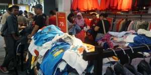 Berburu Diskon di Big Bang Jakarta