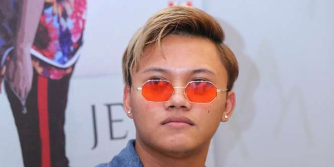 Rizky Febian Beber Isi Chat Janggal Sebelum Ibunya Meninggal