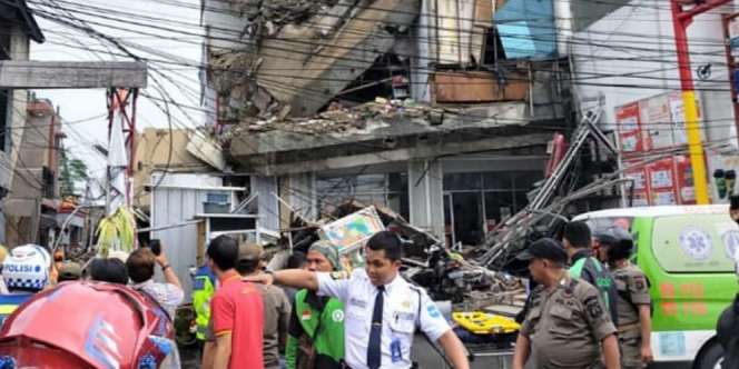 Dugaan Awal Penyebab Ruko di Slipi Ambruk