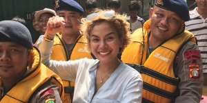 Nikita Mirzani Sumbang Puluhan Juta untuk Korban Banjir