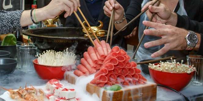 Santap Makanan Terlalu Panas, Si Wanita Alami Kejadian Mengerikan