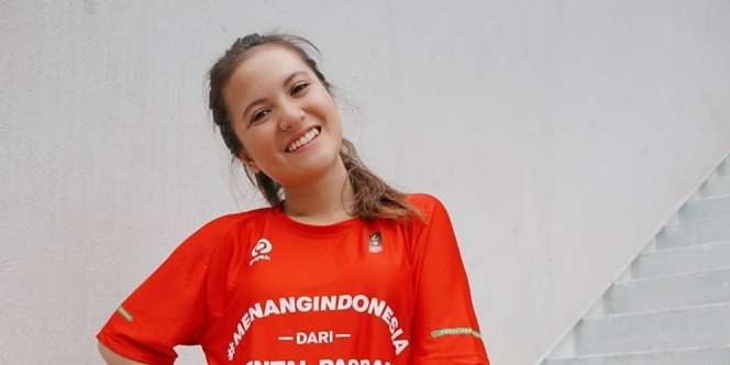 Duh! Marsha Aruan Kebingungan Cara Makan Ikan Asin