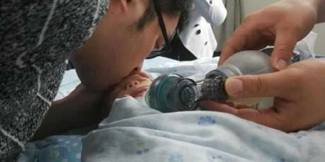 Istri Meninggal Saat Melahirkan, Bayinya 6 Hari Kemudian