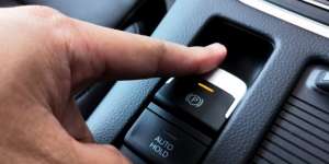 Begini Cara Kerja Electronic Parking Brake