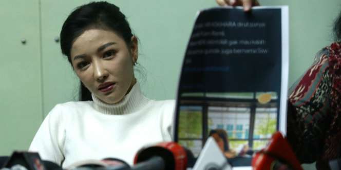 Wajah Dianggap Berbeda, Asli dan di Instagram, Ini Kata Pramugari Siwi Sidi