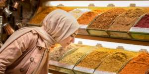 Aroma Babi Panggang Tercium, Haramkah?