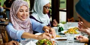 Konsumsi Makanan yang Sama Tiap Hari Bisa Turunkan Berat Badan