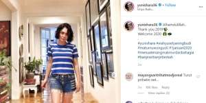 Cerita Yuni Shara Cari Celana Sedapatnya Sebelum Foto Banjir Viral