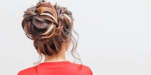 Alasan Mengapa Gaya Rambut Sering Bikin Sakit Kepala