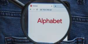 Bernilai Rp13.660 T, Valuasi Induk Google Kini Setara Apple