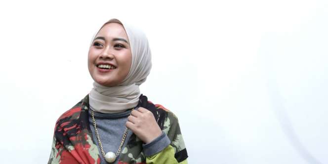 Punya Banyak Hijab? Coba Gaya Double Scarf yang Modis