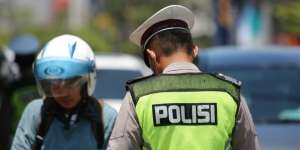 Tindak Balap Liar di GBK, Polantas Ditabrak Mobil