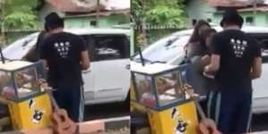 Video Ibu-Ibu Caci Maki Penjual Cilok Kekasih Putrinya: Ga Selevel Sama Anakku