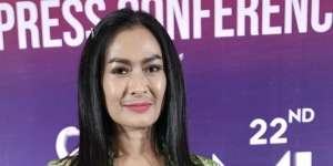 Diledek Punya Kumis Lele, Iis Dahlia : Bodo Amat