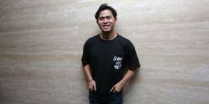 Cakra Khan Tak Pede Nyanyikan Lagu Sendiri