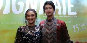 Di Balik Kemesraan Al Ghazali dan Caitlin Helderman