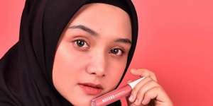 Tips Mencegah Bibir Menghitam Akibat Lipstik