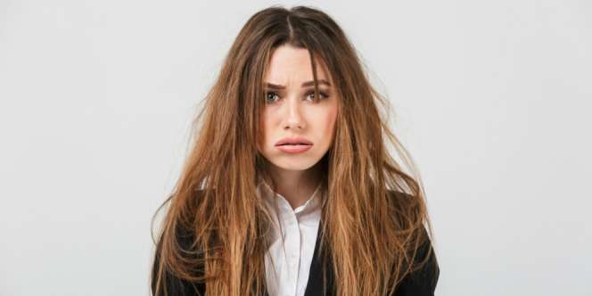 Jangan Cuma Menggerundel, Ini Tips Mudah Atasi Rambut Kusut