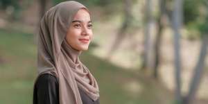 9 Tip Perawatan Kulit yang Sesuai dengan Musim Hujan