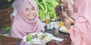 6 Jenis Makanan yang Bisa Bantu Turunkan Bobot Tubuh