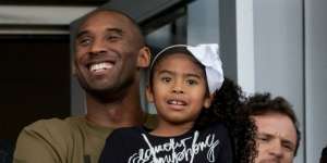 Alasan Haru Kobe Bryant Bepergian Naik Helikopter