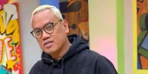Pelesir ke Jepang, Uya Kuya Waspada Virus Corona