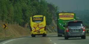 Ingin Temui Wapres, Innalillahi! Bus Rombongan Kiai Kecelakaan di Tol Cipali