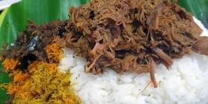 Lezatnya Nasi Campur Khas Jawa Timur, Dijamin Bikin Ketagihan
