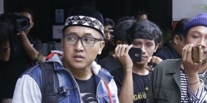 Dibongkar Sang Adik, Ini Kekayaan Teddy Suami Lina Jubaedah