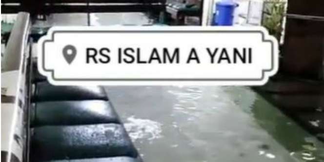 Banjir di Surabaya Bikin Warganet Salfok, Perhatikan Airnya!
