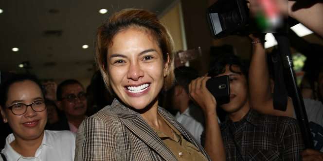 Nikita Mirzani Dituduh Manfaatkan Anak Selama Ditahan, Kuasa Hukum Berang