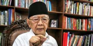 Gus Sholah dan Film 'Jejak Langkah 2 Ulama'