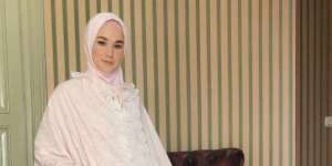 Manggung Lagi, Gaya Hijab Cetar Mulan Jameela Disorot