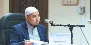 Mahasiswa Rembang Jadi Doktor Linguistik Arab Pertama dari Indonesia
