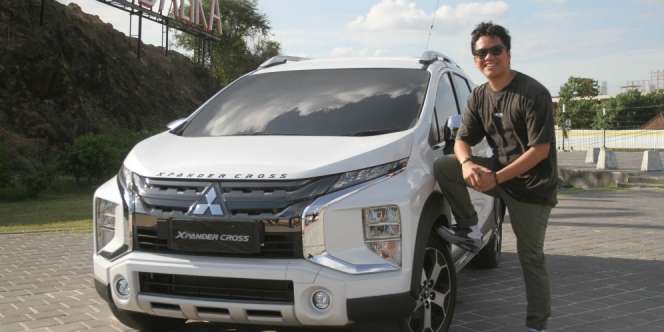 Trik Youtuber Arief `Poconggg` Beli Mobil Tanpa Penyesalan