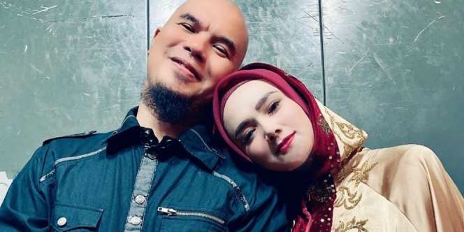 Wajah Bahagia Mulan Jameela Bisa Liburan Bareng Ahmad Dhani