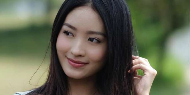 Potret Anggun Natasha Wilona di Lamaran Caesar dan Felicya Angelista